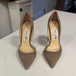 Jimmy Choo Gray/Taupe Suede Heels size 37, authentic
